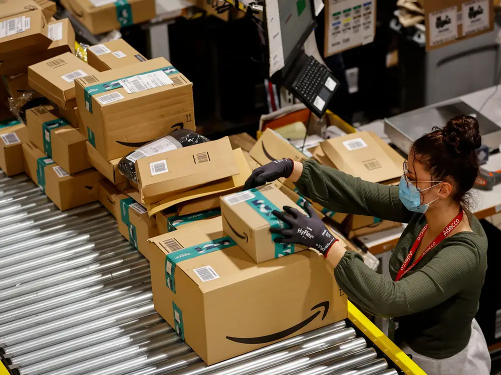 Amazon is offering a job vacancy for packer, check it out