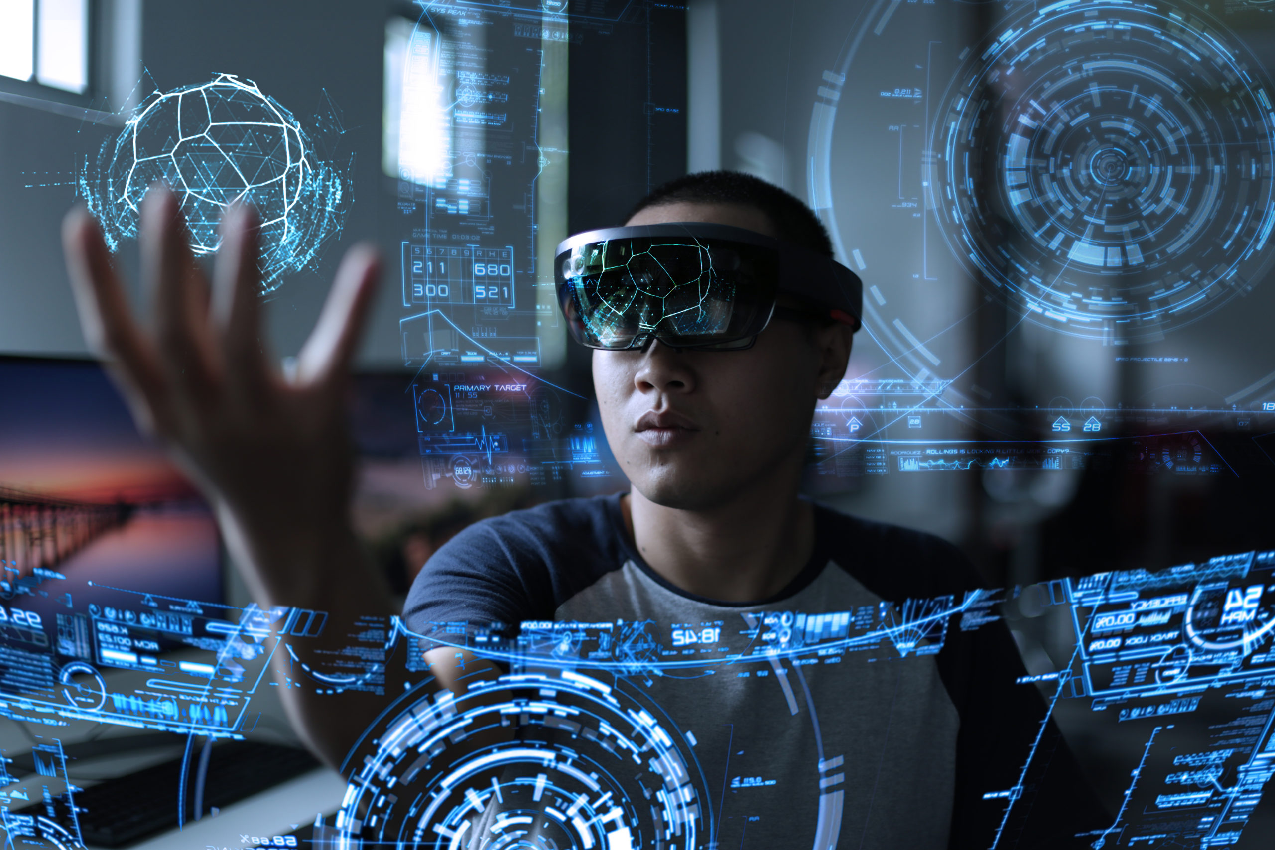 Breaking New Ground: Advances in VR and AR Technology